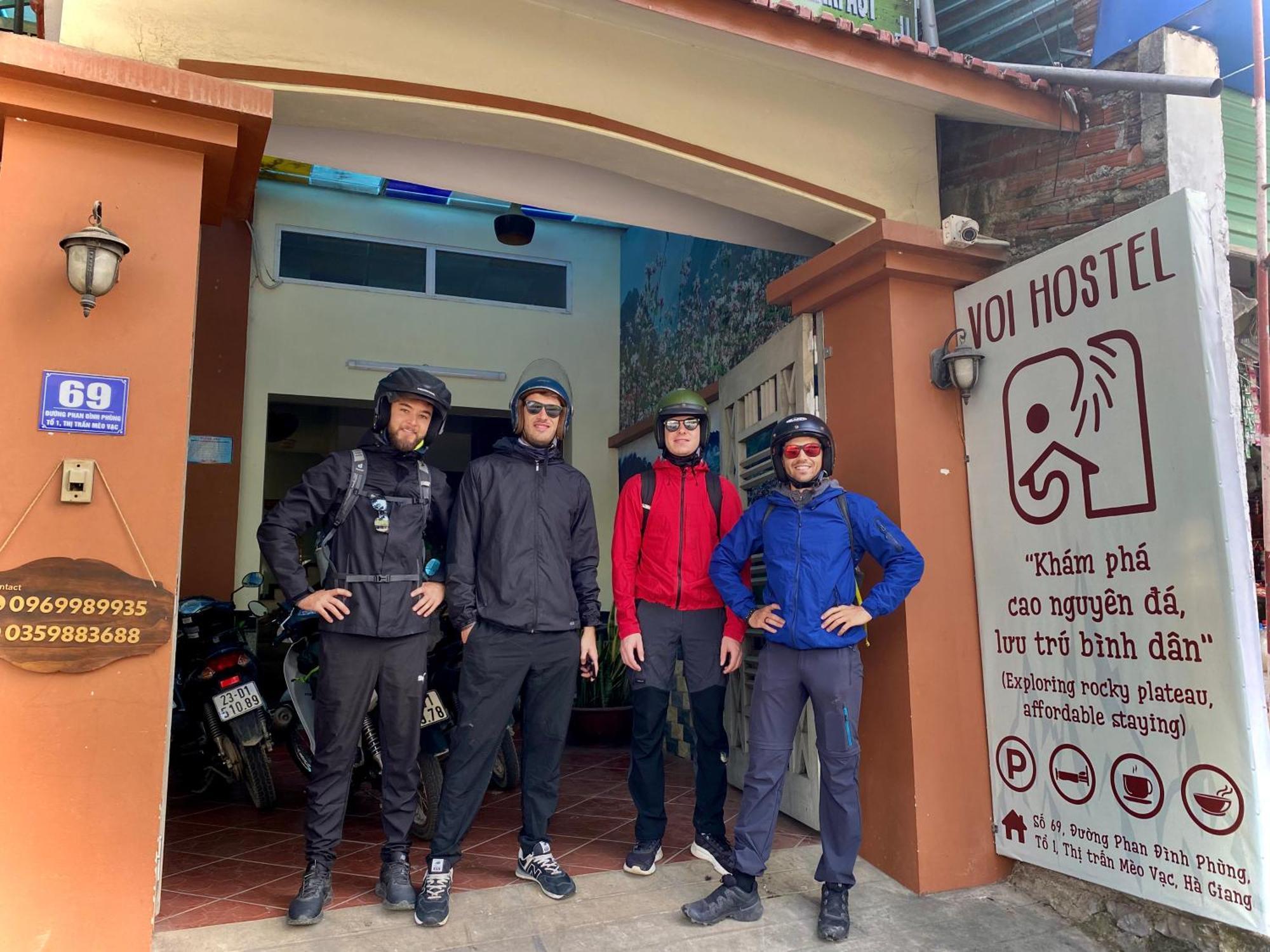 Voi Meo Vac Hostel & Breakfast Ngoại thất bức ảnh